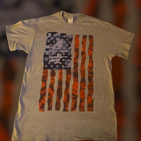 Delta Other - 𝅺men’s American flag shirt
